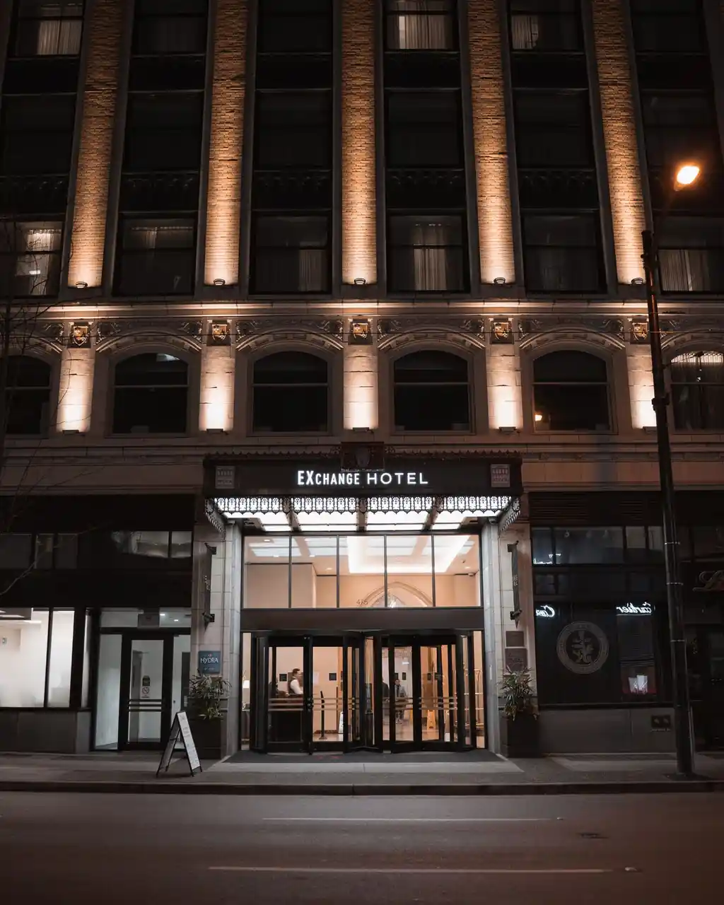 Vancouver Hotel Review